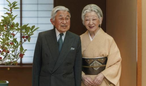 明仁天皇和美智子皇后